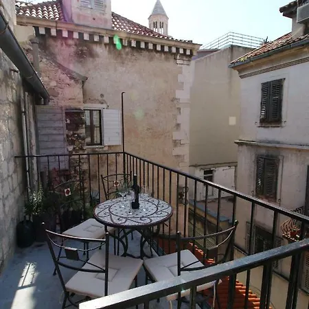 Apartment Ispod Ure